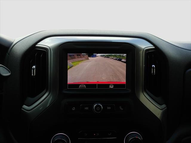 2024 Chevrolet Silverado 1500 4WD Crew Cab Short Bed Custom