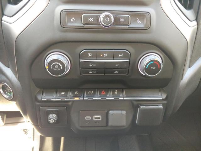 2024 Chevrolet Silverado 1500 4WD Crew Cab Short Bed Custom