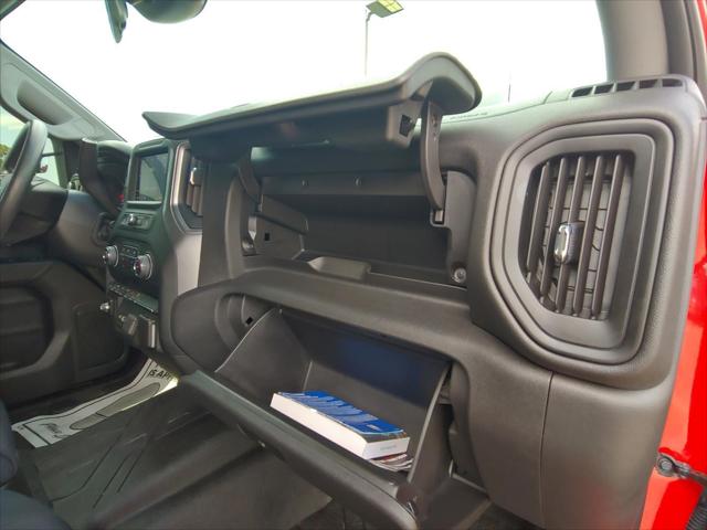 2024 Chevrolet Silverado 1500 4WD Crew Cab Short Bed Custom