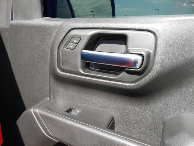 2024 Chevrolet Silverado 1500 4WD Crew Cab Short Bed Custom