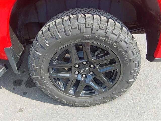 2024 Chevrolet Silverado 1500 4WD Crew Cab Short Bed Custom