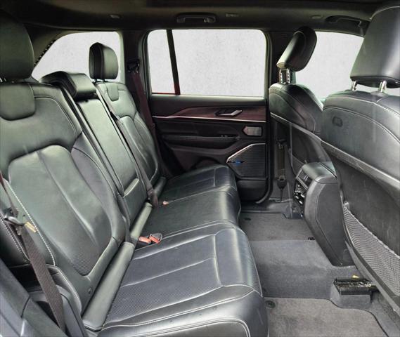 2022 Jeep Grand Cherokee Overland 4x4