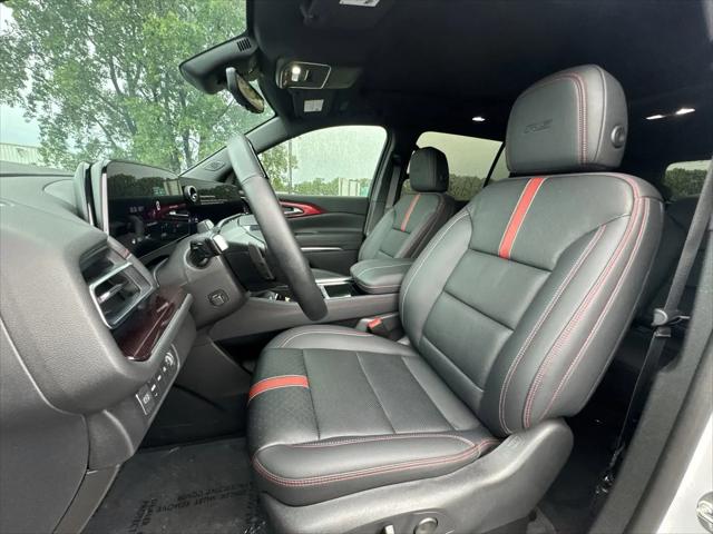 2024 Chevrolet Traverse AWD RS