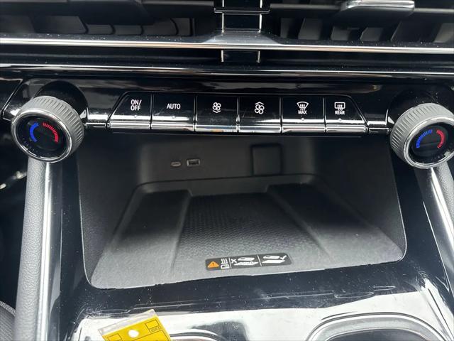 2024 Chevrolet Traverse AWD RS