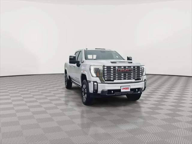 2025 GMC Sierra 3500HD 4WD Crew Cab Standard Bed Denali