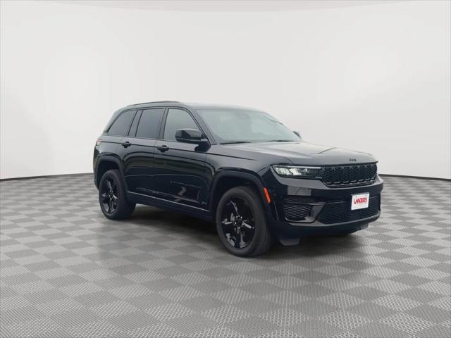 2023 Jeep Grand Cherokee Altitude 4x4