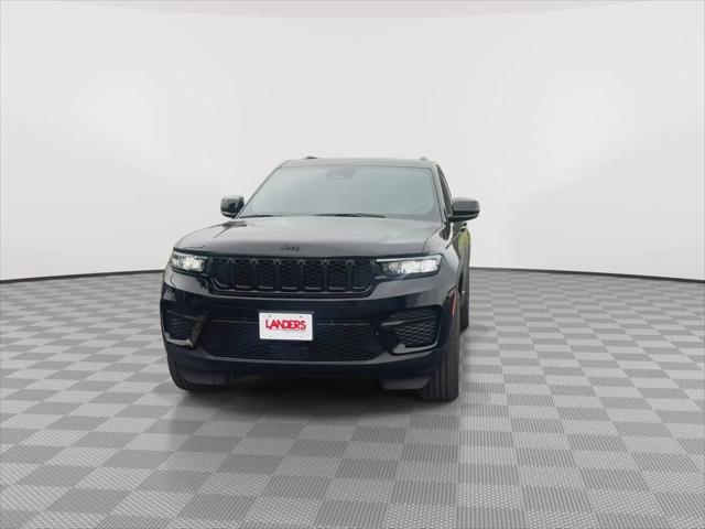 2023 Jeep Grand Cherokee Altitude 4x4