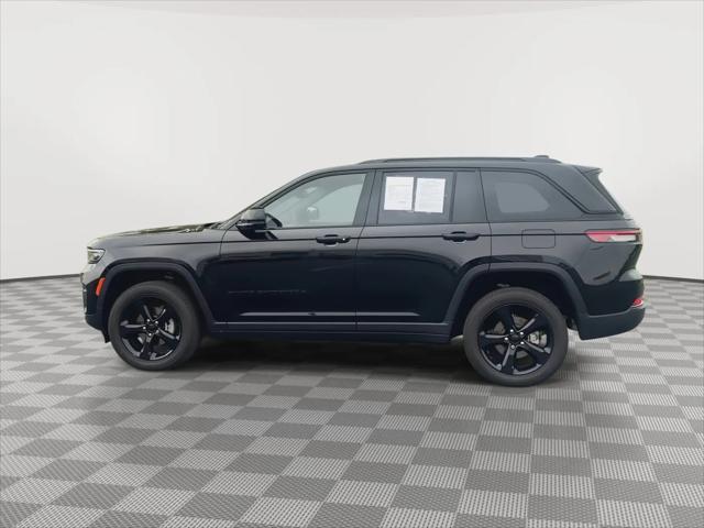2023 Jeep Grand Cherokee Altitude 4x4
