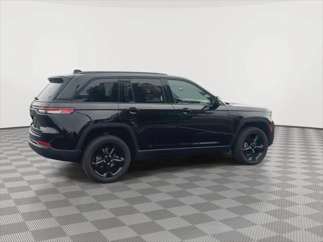 2023 Jeep Grand Cherokee Altitude 4x4