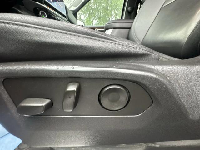 2023 Chevrolet Silverado 1500 4WD Crew Cab Short Bed RST