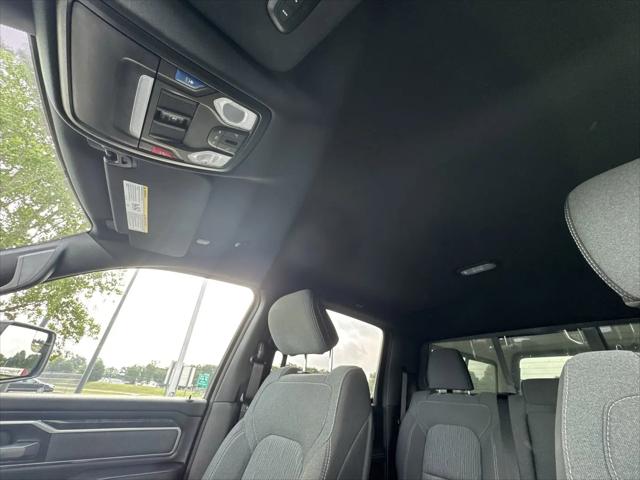 2022 Ram 1500 Big Horn Crew Cab 4x2 5'7" Box