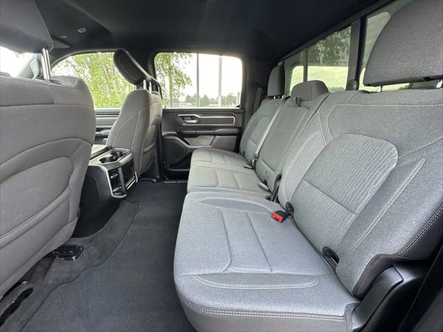 2022 Ram 1500 Big Horn Crew Cab 4x2 5'7" Box