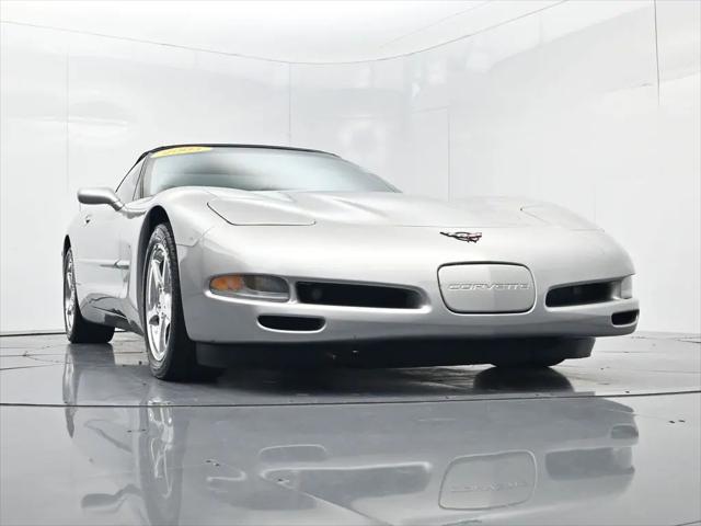 2004 Chevrolet Corvette Base