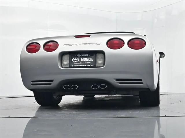 2004 Chevrolet Corvette Base