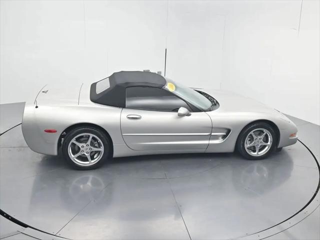 2004 Chevrolet Corvette Base