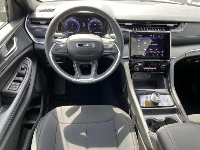 2026 Jeep Grand Cherokee L Altitude 4x4