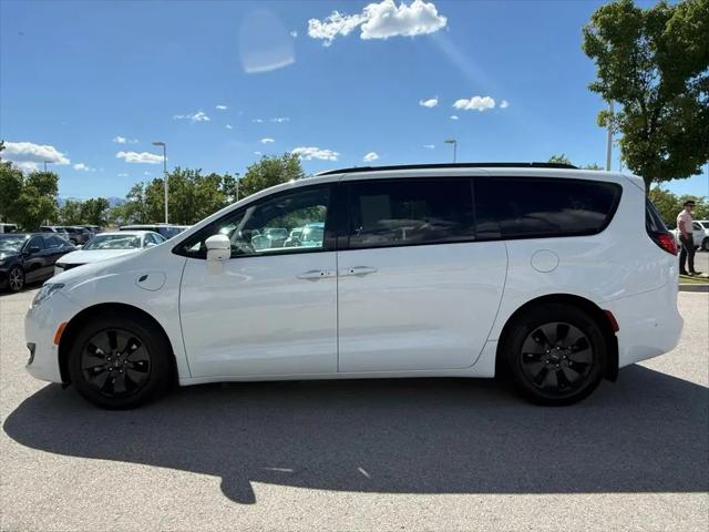 2020 Chrysler Pacifica Hybrid Limited