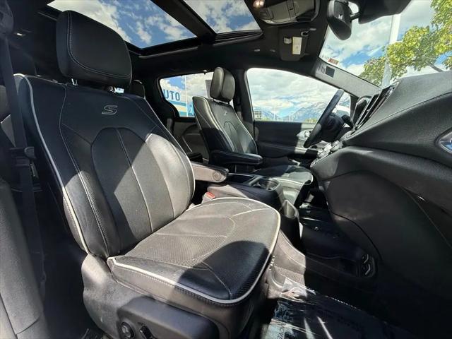 2020 Chrysler Pacifica Hybrid Limited