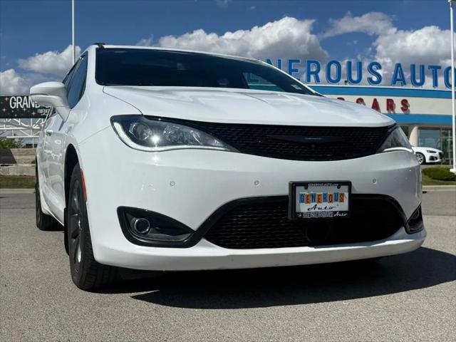 2020 Chrysler Pacifica Hybrid Limited