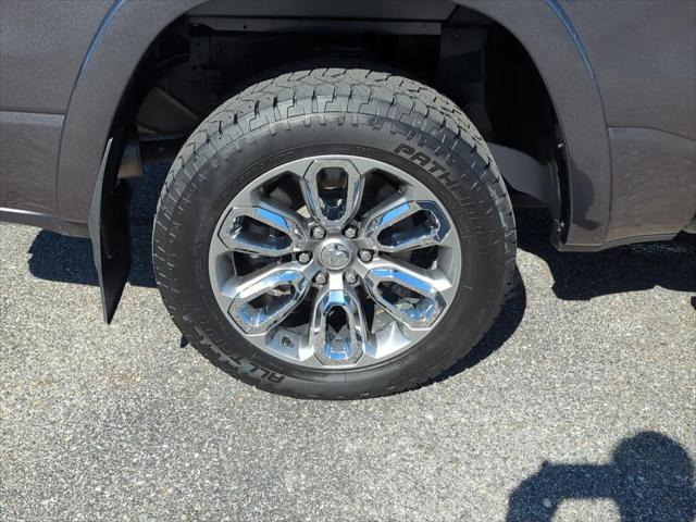 2020 Ram 1500 Laramie Crew Cab 4x4 5'7" Box