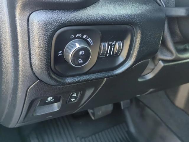 2020 Ram 1500 Laramie Crew Cab 4x4 5'7" Box