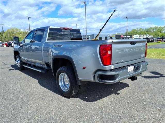 2025 Chevrolet Silverado 3500HD High Country