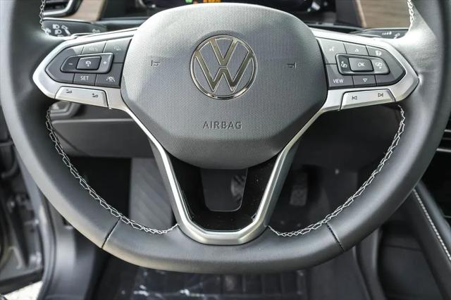 2026 Volkswagen Atlas SE with Technology