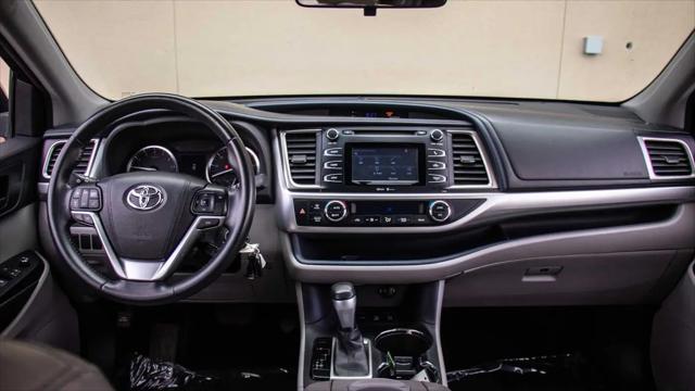 2015 Toyota Highlander LE Plus V6