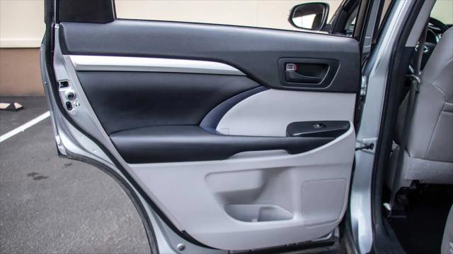 2015 Toyota Highlander LE Plus V6