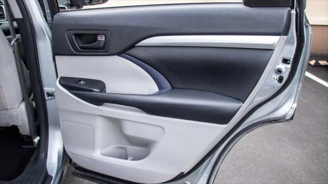 2015 Toyota Highlander LE Plus V6