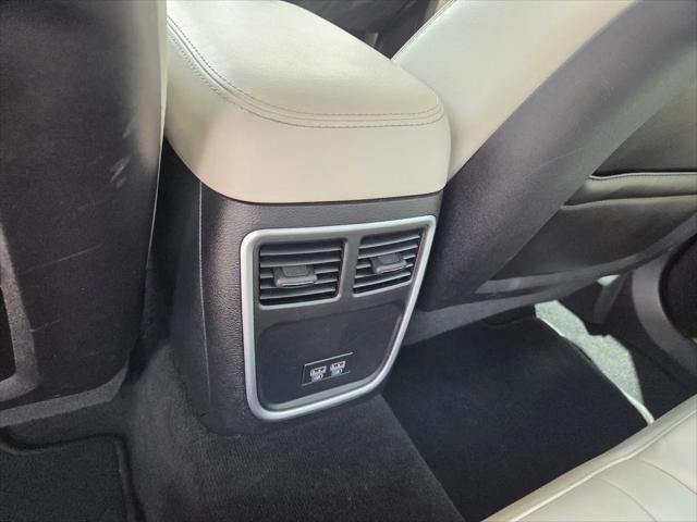 2021 Chrysler 300 Touring L
