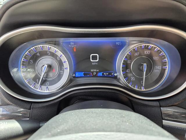 2021 Chrysler 300 Touring L