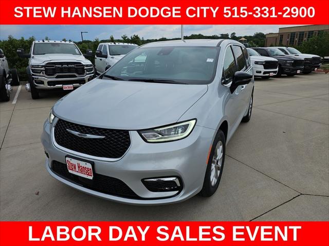 2026 Chrysler Pacifica Limited AWD for sale in Urbandale, IA