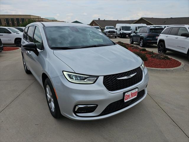 2026 Chrysler Pacifica Limited AWD