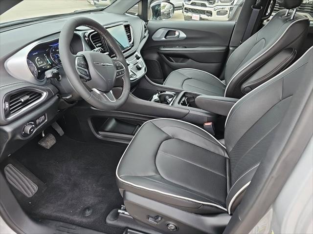 2026 Chrysler Pacifica Limited AWD