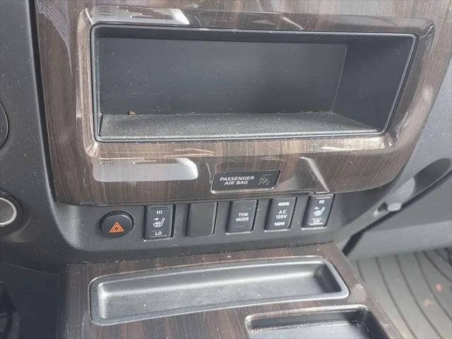2014 Nissan Titan SL