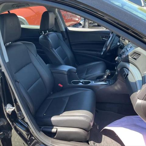2017 Acura ILX Base