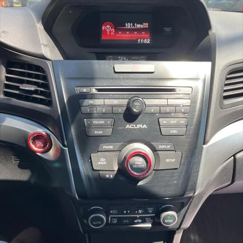 2017 Acura ILX Base