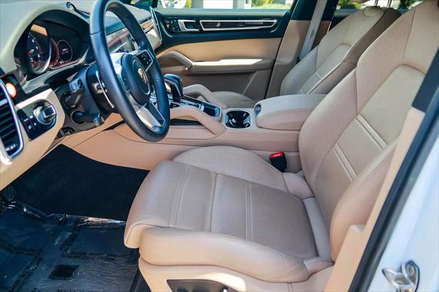 2023 Porsche Cayenne Platinum Edition