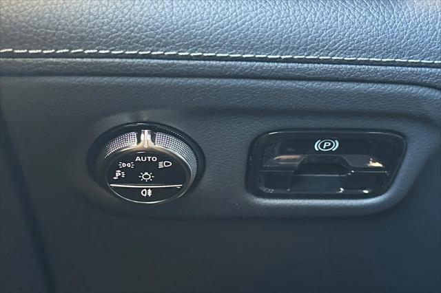 2026 Mercedes-Benz EQE 320 EQE 320