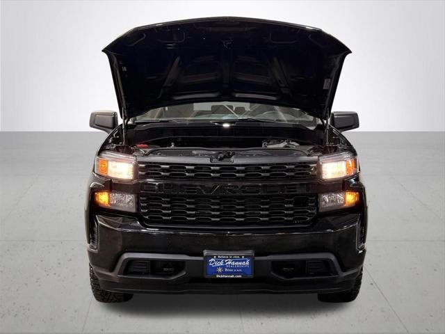 2022 Chevrolet Silverado 1500 4WD Crew Cab Standard Bed Custom