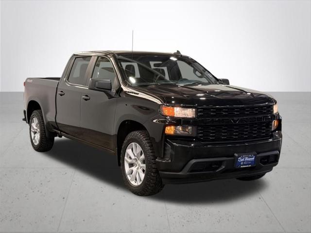 2022 Chevrolet Silverado 1500 4WD Crew Cab Standard Bed Custom