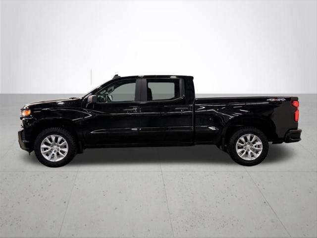 2022 Chevrolet Silverado 1500 4WD Crew Cab Standard Bed Custom