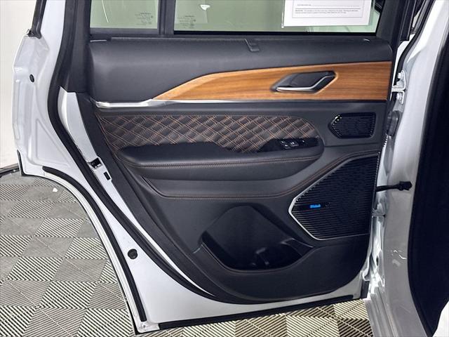 2022 Jeep Grand Cherokee Summit Reserve 4x4