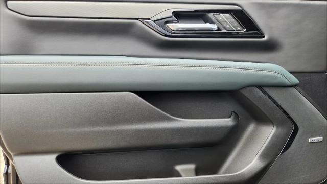 2026 GMC Yukon XL 4WD AT4