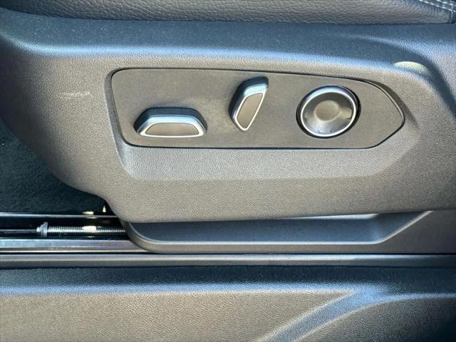 2025 GMC Yukon XL 4WD Denali