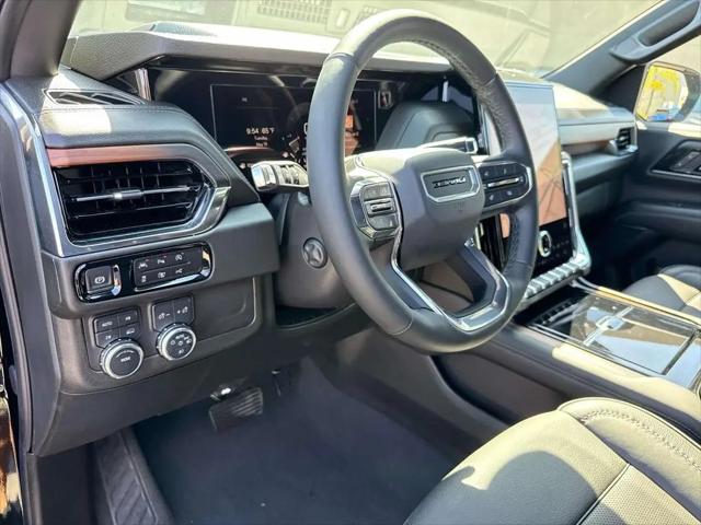 2025 GMC Yukon XL 4WD Denali