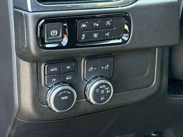 2025 GMC Yukon XL 4WD Denali