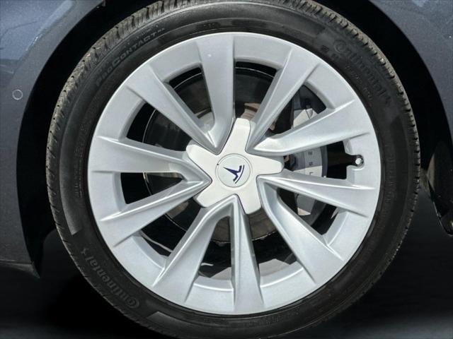 2022 Tesla Model 3 Long Range Dual Motor All-Wheel Drive