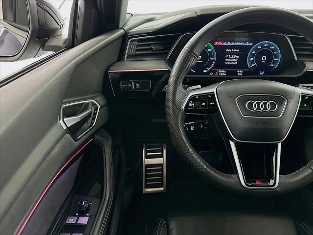 2024 Audi e-tron Prestige quattro